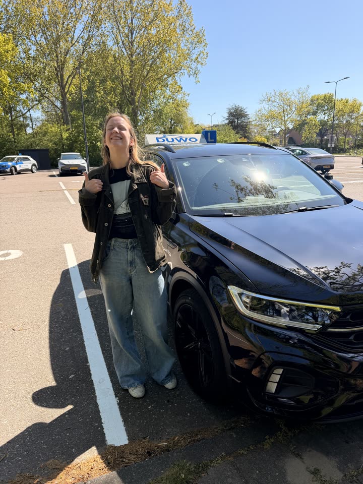 Another student passed — congrats! 🎉🚗 #rijschoolduwo #geslaagd #leiden