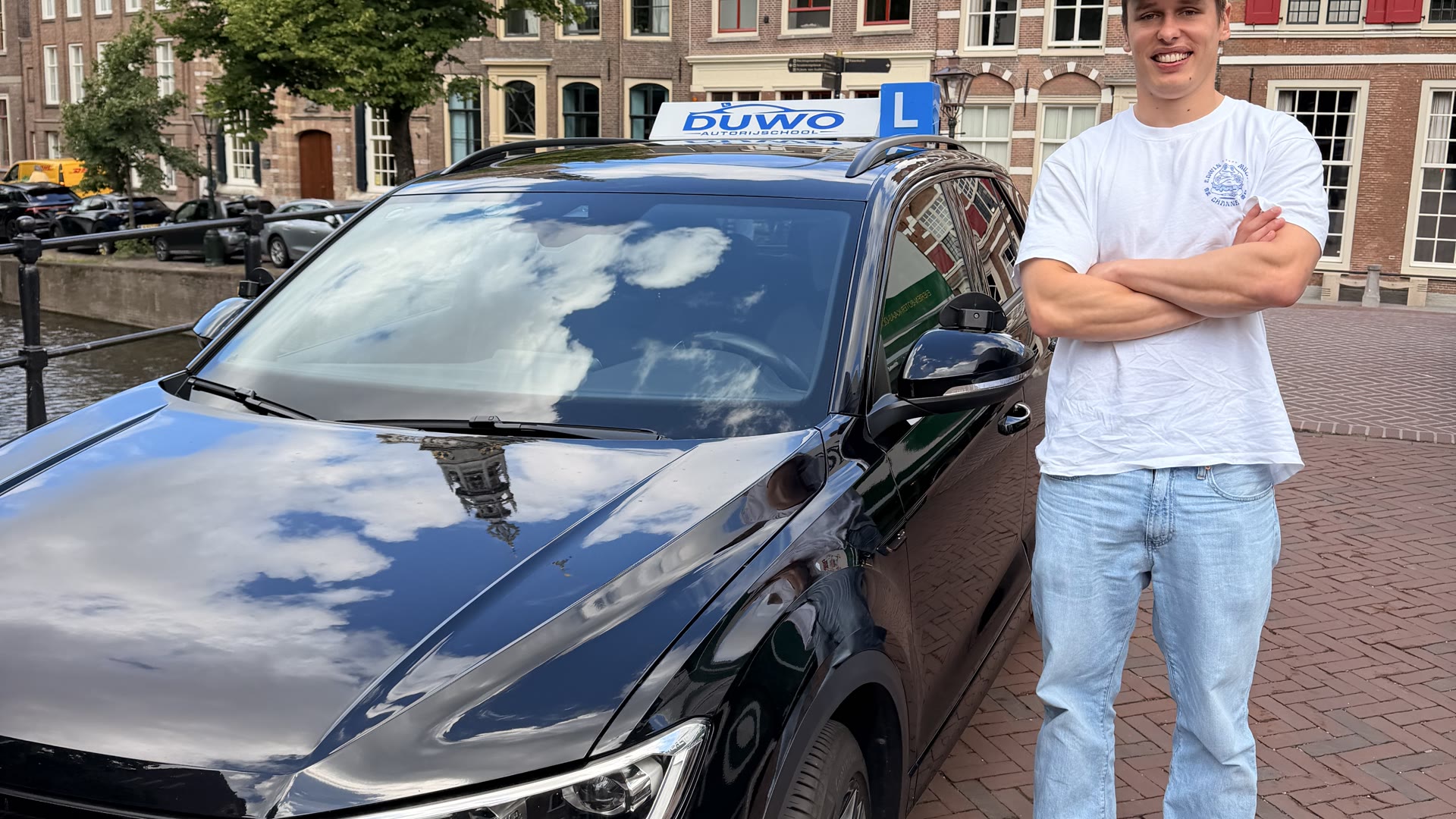 Driving lesson with Rijschool Duwo in the Leiden region